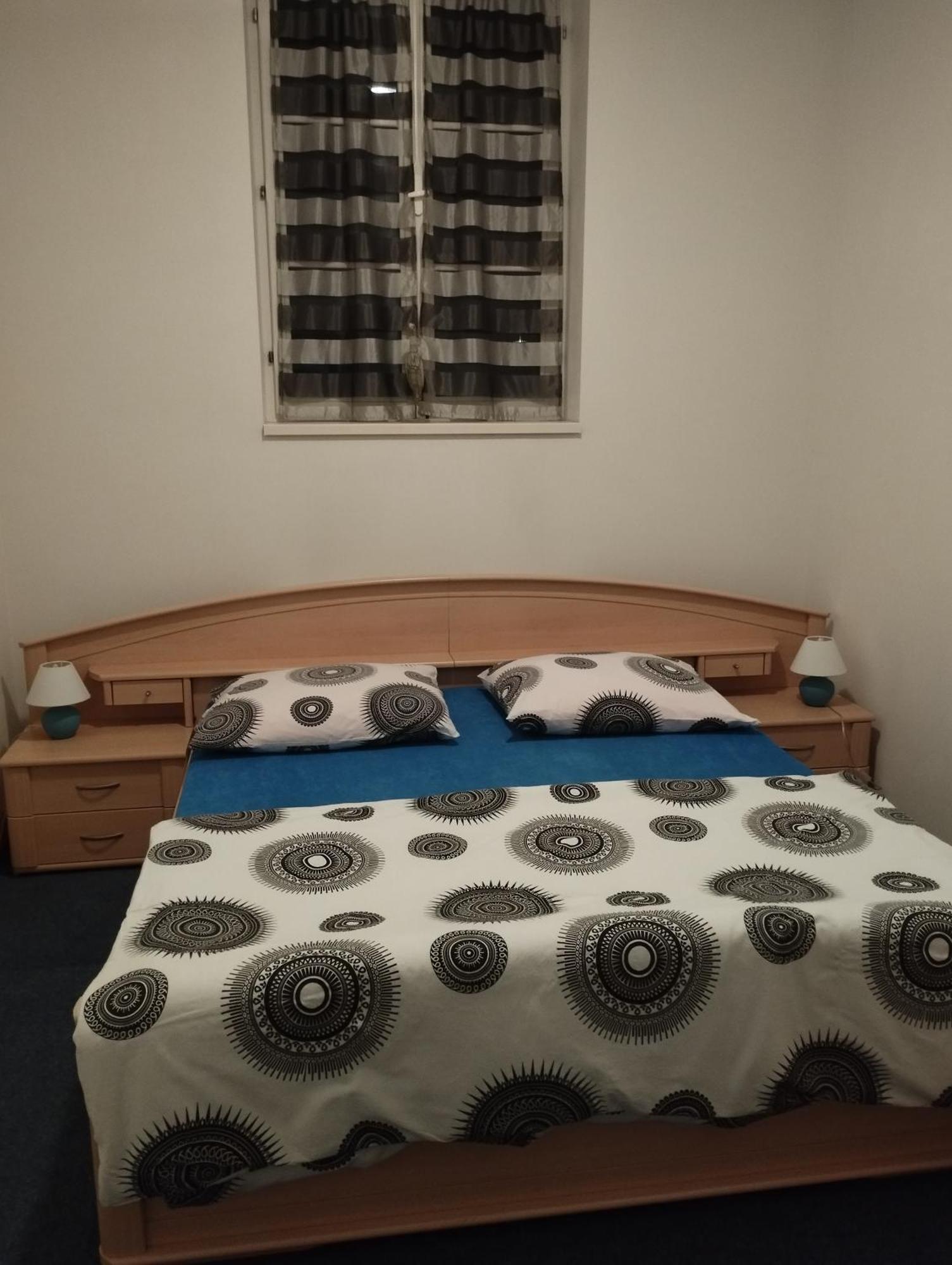 Apartmany Ceska Skola Lipova  Екстериор снимка